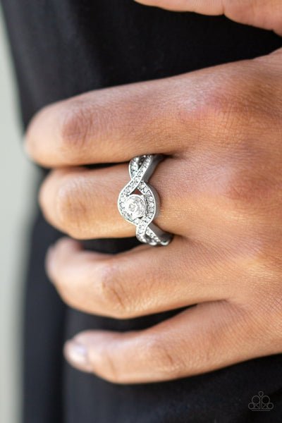 GLAM Of Thrones - White Ring - Paparazzi