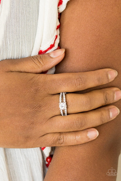 Dream Sparkle - White Ring - Paparazzi