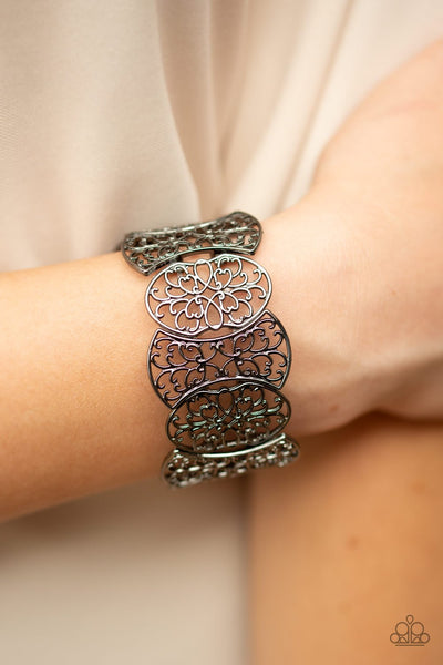 Fancy Fashionista - Black
