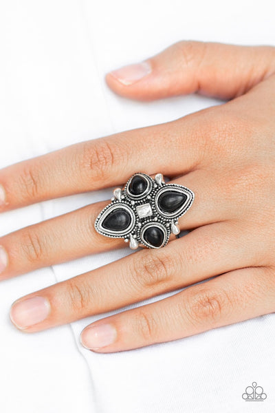 Dune Runner - Black Ring - Paparazzi