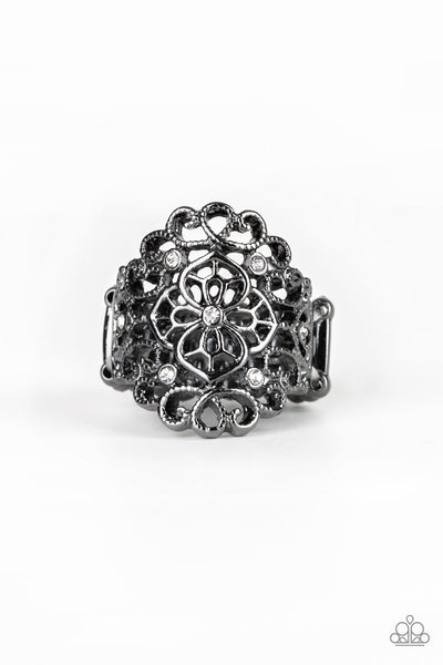 Grenada Gardens - Black Ring - Paparazzi