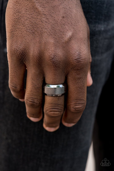 Checkmate - Black Ring - Paparazzi