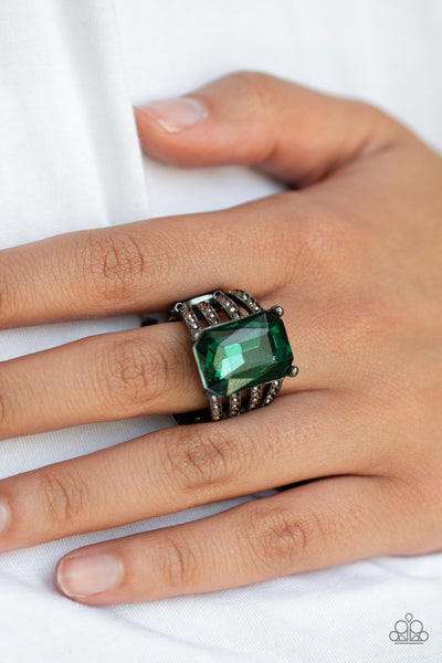 Expect Heavy REIGN - Green Ring - Paparazzi