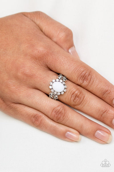 Glitter Garden - White Ring - Paparazzi