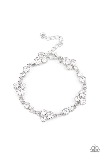 Social GLISTENING - White Bracelet - Paparazzi