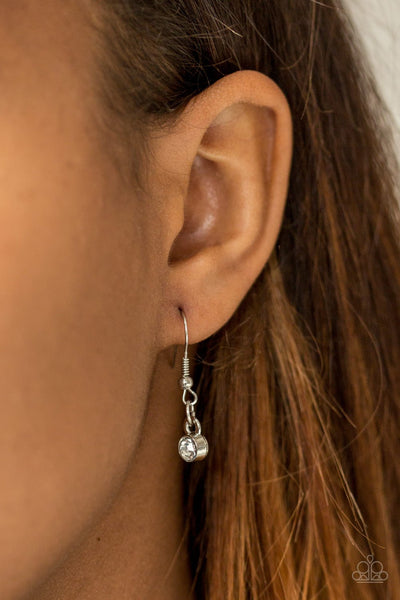 Minimal Millennial - White Necklace - Paparazzi