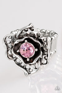 Glowing Gardens - Pink Ring - Paparazzi