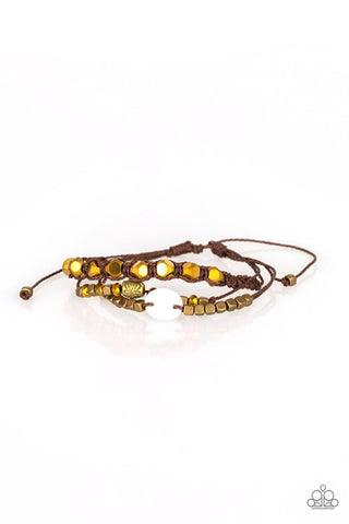 Trendy Tourist - Brass-knotted-bracelet-paparazzi