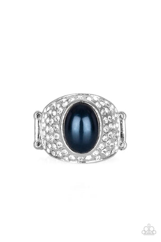 Glittering Go-Getter -Blue Ring - Paparazzi