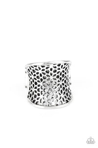 Garden Safari - Silver Ring - Paparazzi