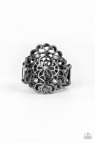 Grenada Gardens - Black Ring - Paparazzi
