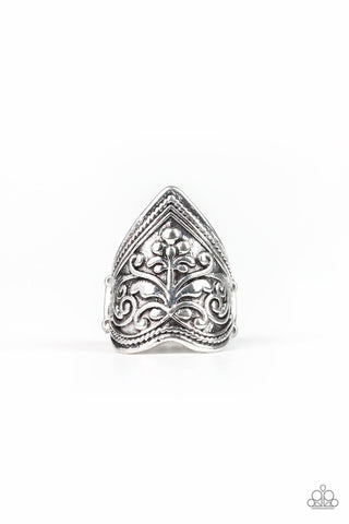 Fall Into VINE - Silver Ring - Paparazzi