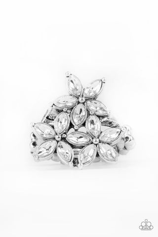 Gardenia Grandeur - White Ring - Paparazzi