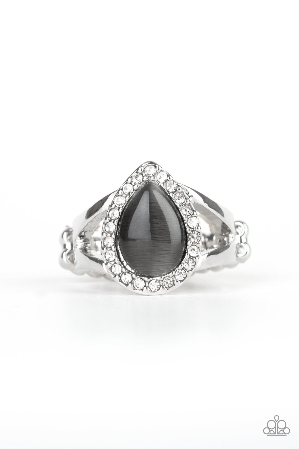 Debutante Dream - Silver Ring - Paparazzi
