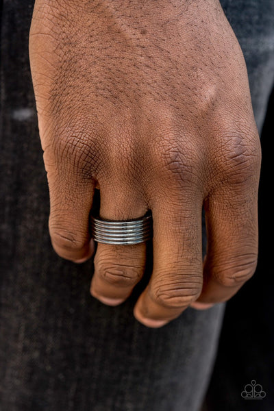 A Mans Man - Black Ring - Paparazzi