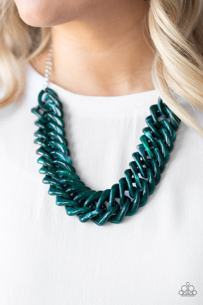 Comin In HAUTE - Green Necklace - Acrylic - Paparazzi