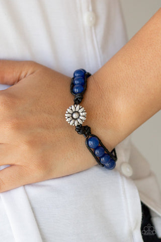 Daisy Guru - Blue Bracelet - Paparazzi