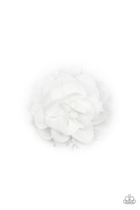 Dahlia Diva - White Hair Clip - Paparazzi