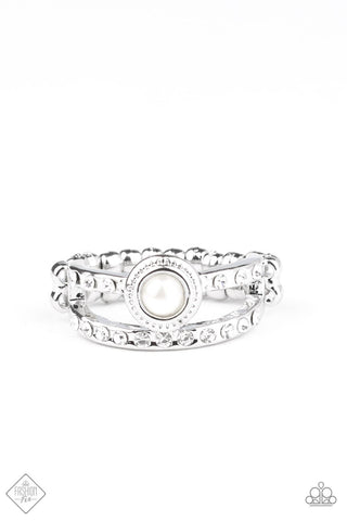 GLOW Me Away -Fashion Fix - Ring - Paparazzi