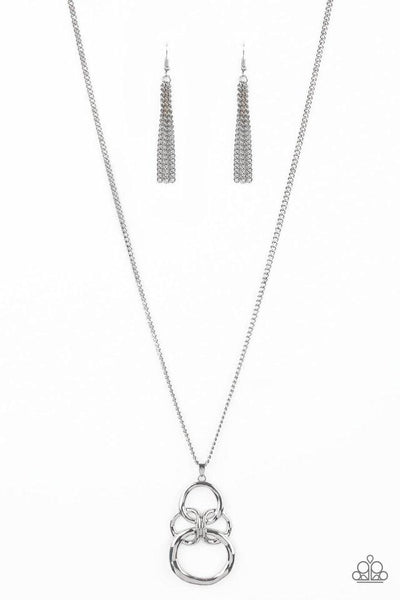 Courageous Contour - Silver Necklace - Paparazzi