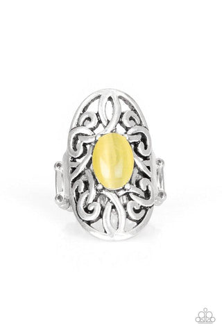 GLEAM Big - Yellow Ring - Paparazzi