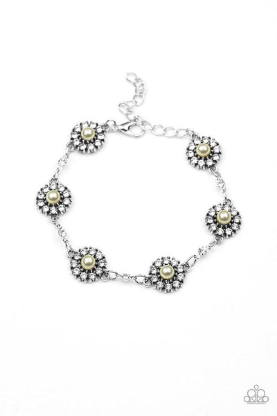 Garden Flower Grandeur - Yellow Bracelet - Paparazzi