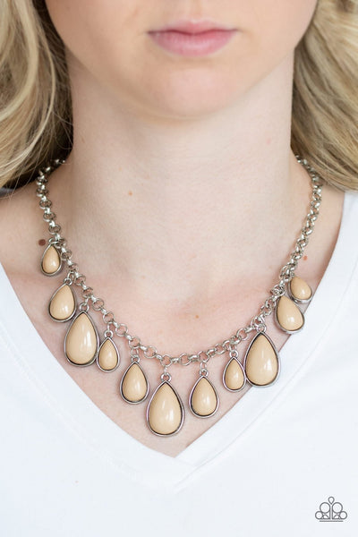 Jaw-Dropping Diva - Brown Necklace - Paparzzi