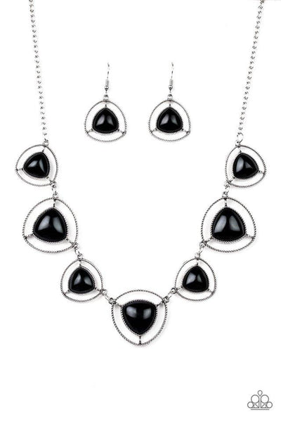 Make A Point - Black Necklace - Paparazzi
